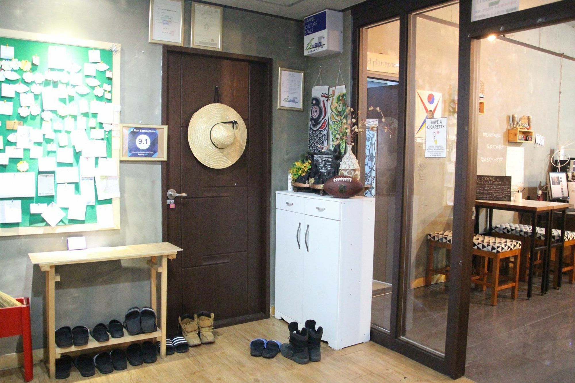 Backpackers' House Hotel Пусан Екстериор снимка